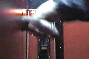 زوجان جميلان يمارسان سكس نيج مصري الجنس الصباحي في السيارة