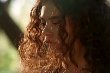 فيلم إباحي سكس عراقي ومصري روسي: فتاة عيد ميلاد مبللة Lika.