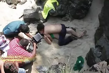 الرجل يمارس الجنس مع آسيوي في الشرج ويصنع الحلق سكسي مصري عادل امام العميق