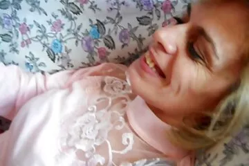 فيلم إباحي: فتيات في عبودية: غرفة تعذيب نفسية سكس مص مصري