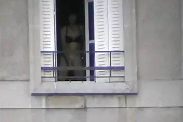 من الصعب الشرج مع وشم رقص سكسي مصري امرأة سمراء.